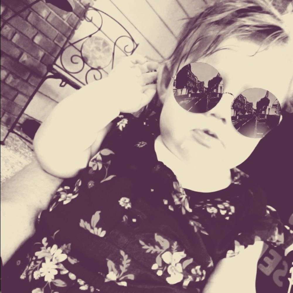 Meet your Posher, Hali