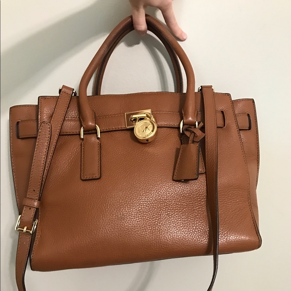 Michael Kors leather purse (authentic) - Picture 1 of 3