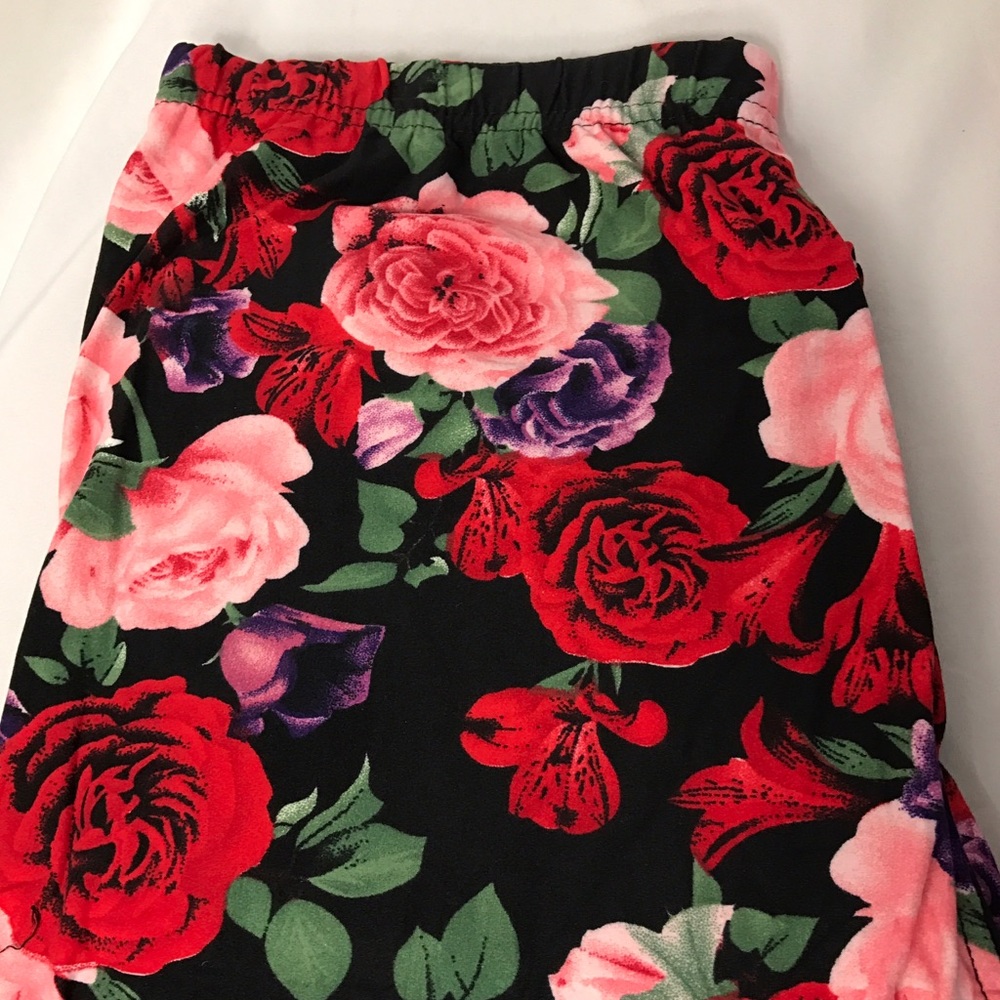 Kids floral roses leggings sizes 2-10 - Picture 1 of 3