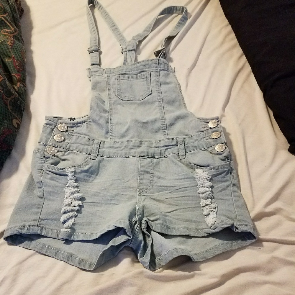 Cute short overall. I am on the right, I am 5'7.