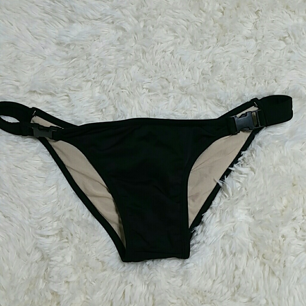 NWOT! Blvd Collection black bikini bottom