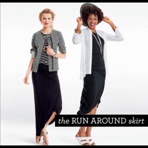 CAbi Runaround Skirt Small