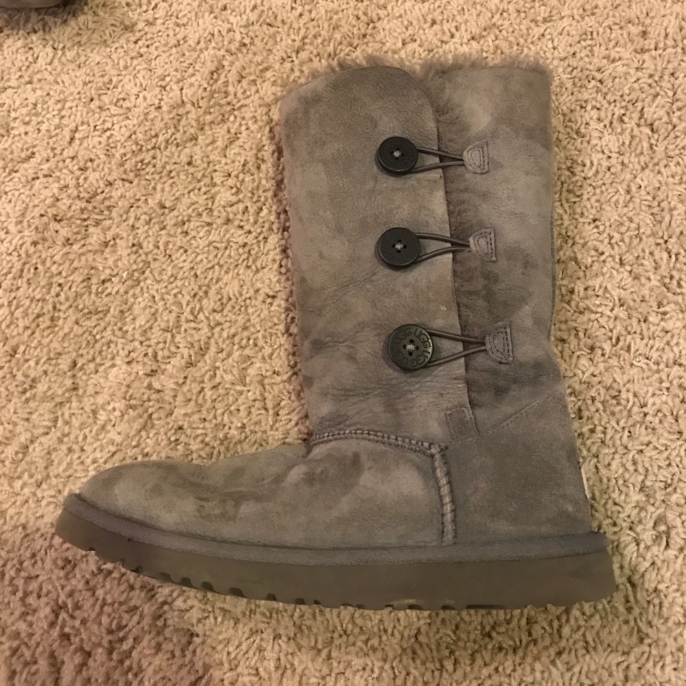 Gray UGG Bailey Button Triplet boots- Size 6