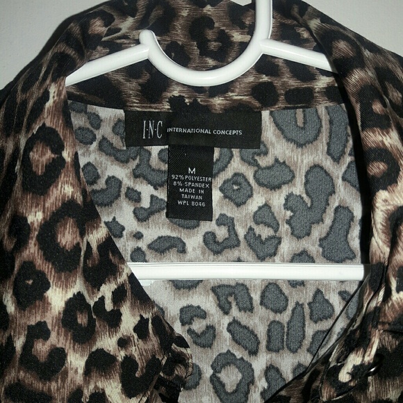 Blouse - Picture 2 of 3