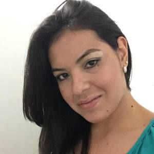 Meet your Posher, Daniela