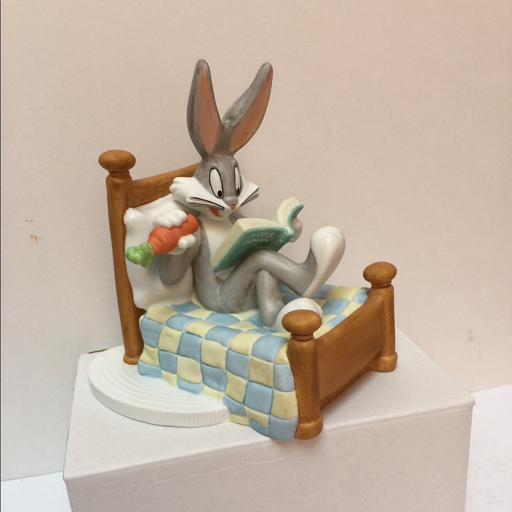 Warner Brother's Bugs Bunny figurine