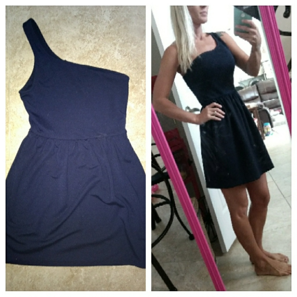 $1o- one shoulder navy dress