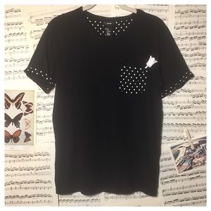 ⚫️⚪️Classic H&M Pocketed Polkadot Tee ⚪️⚫️