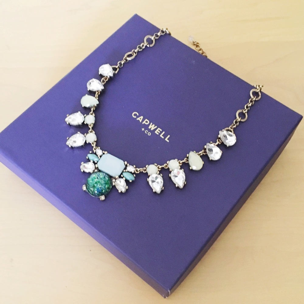 Capwell &Co Statement Necklace Moonstone Mint