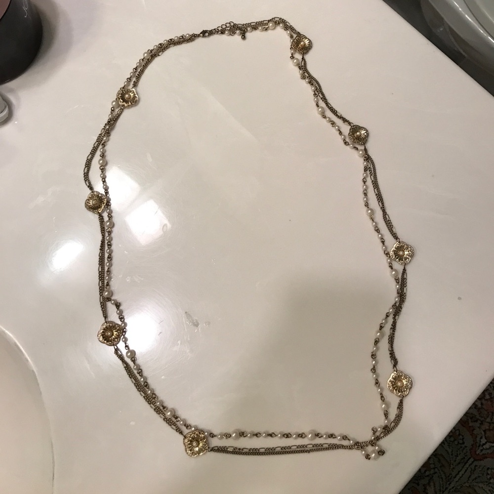 Flower necklace