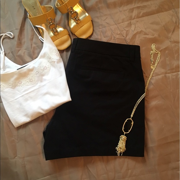 STYLUS black shorts. - Picture 2 of 5