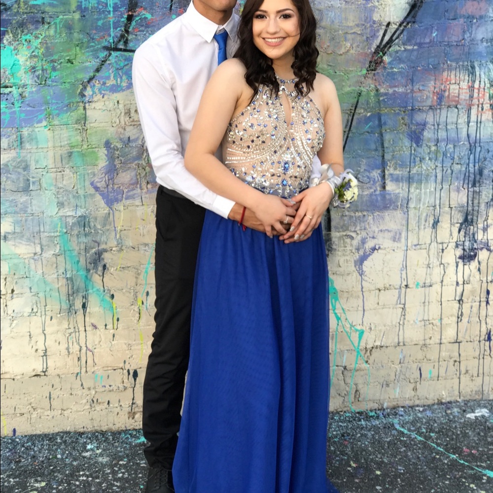 Blue halter prom dress!!! 💙💙💙