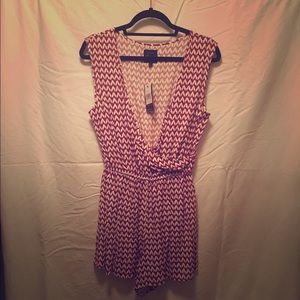 NWT red and white houndstooth romper size large