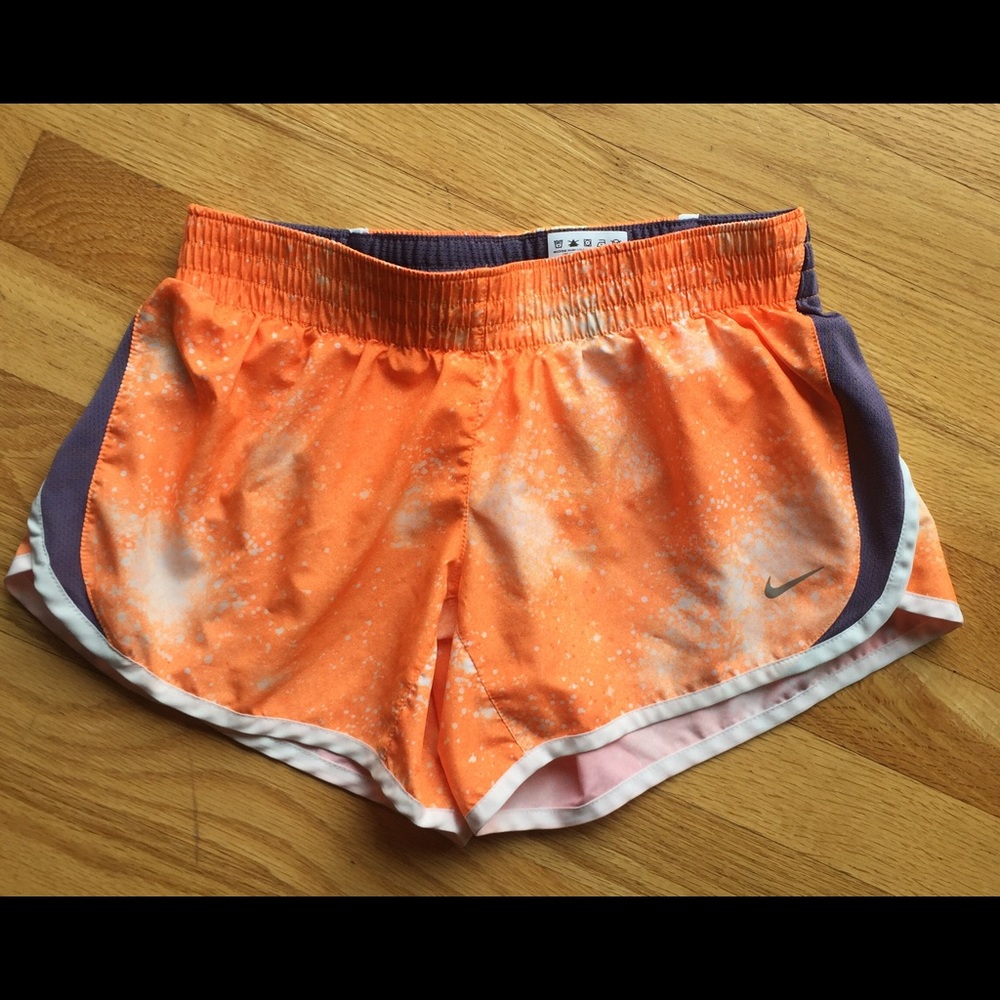 Nike Girl's Shorts, Orange Splatter, Size Large