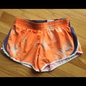 Nike Girl's Shorts, Orange Splatter, Size Large