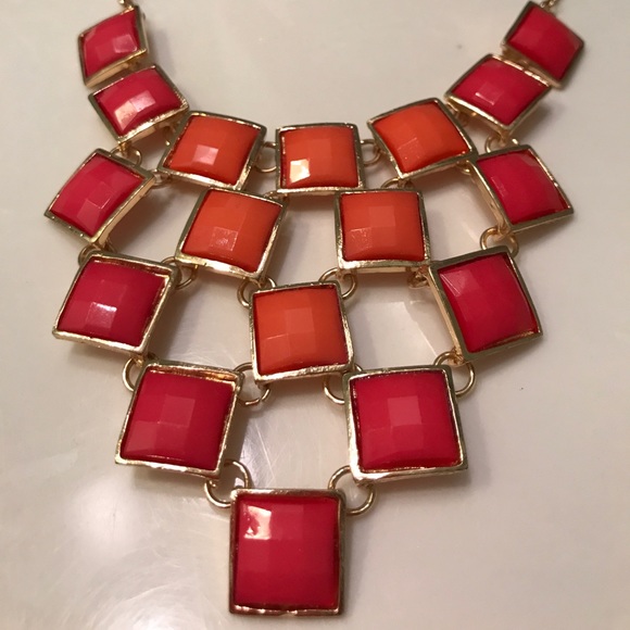 Square necklace - Picture 2 of 2