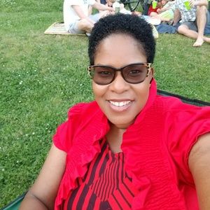 Meet your Posher, Renata