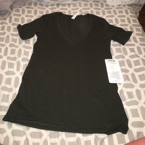 Lululemon VNeck