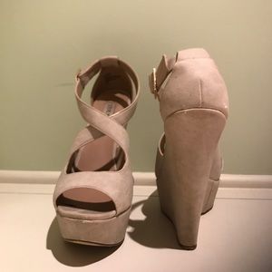 Steve Madden Suede Wedges.