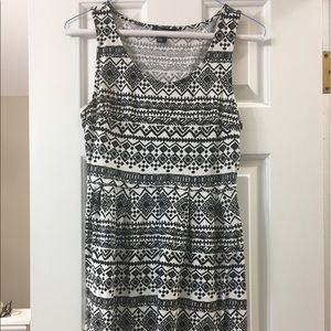 Forever 21 Black and White Dress