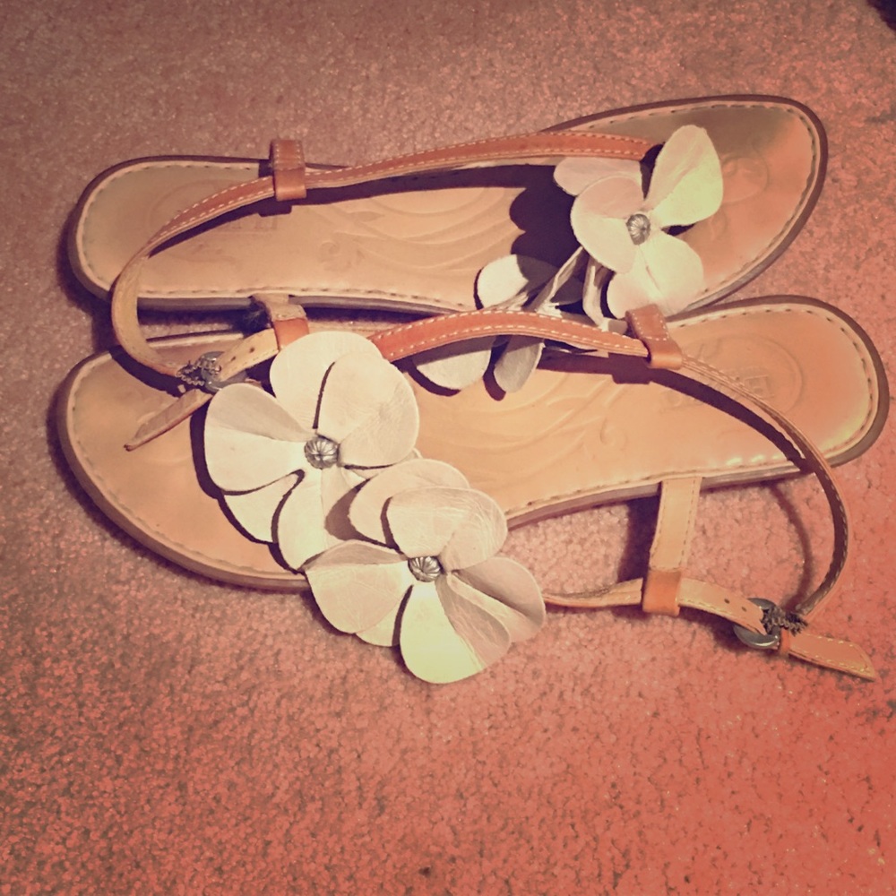 White Flower Sandals