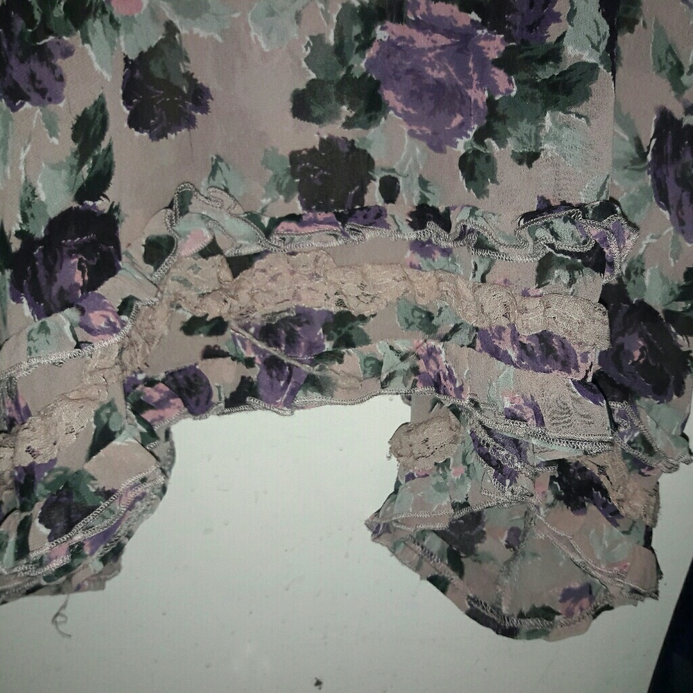Top - Picture 4 of 4