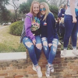 Meet your Posher, Eva