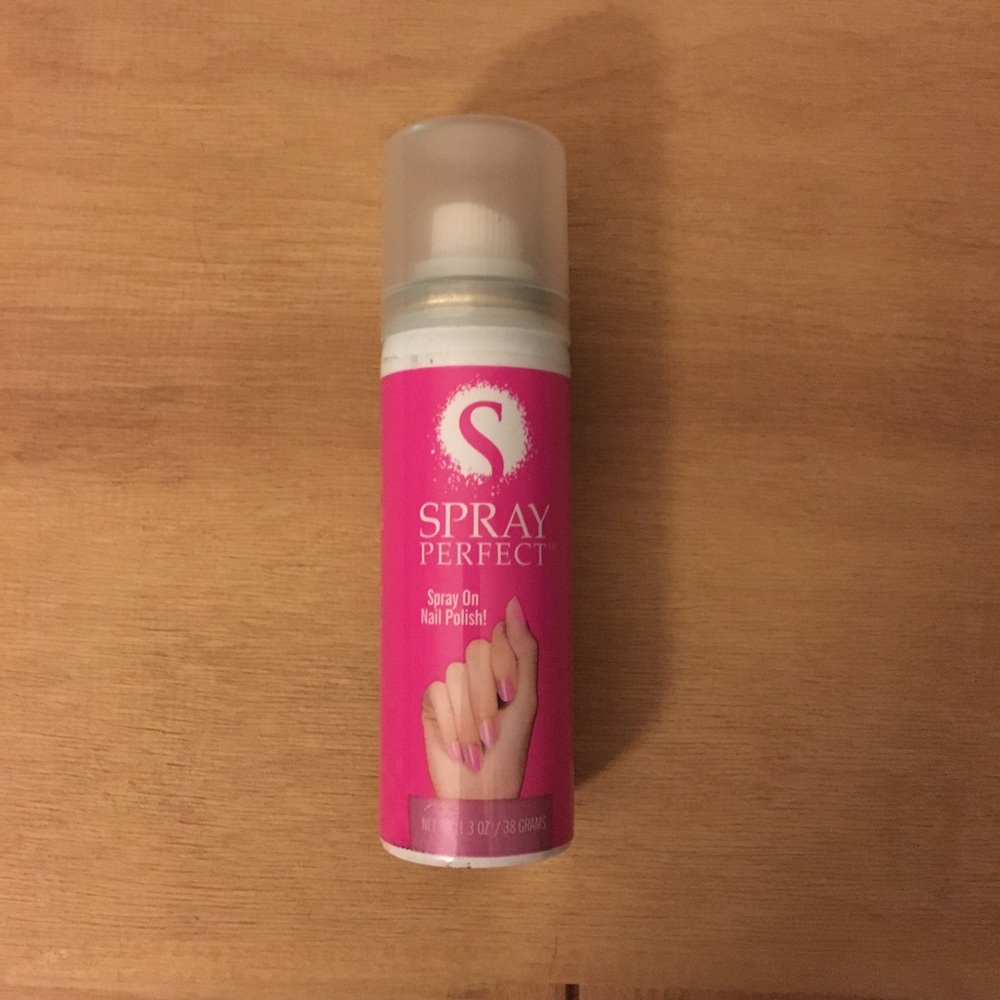 Spray Perfect nail polish