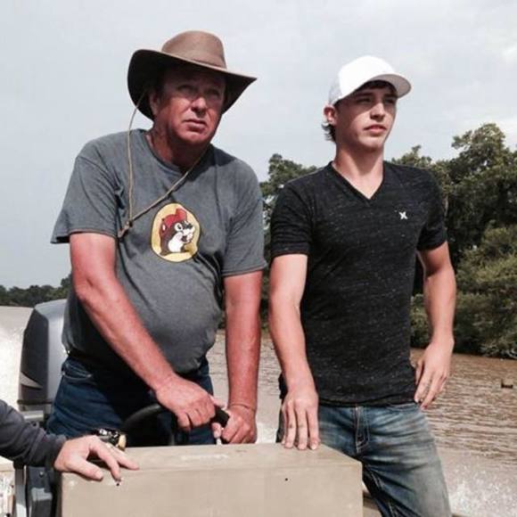 Meet your Posher, Joshua - Picture 1 of 1