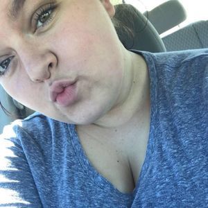 Meet your Posher, Lacey