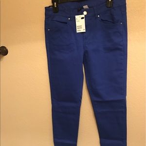 NWT H&M Divided blue skinny jeans