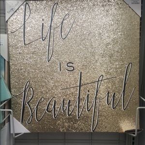 Meet your Posher, Latoya