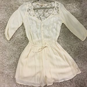 Hollister Lace Romper Playsuit size Large