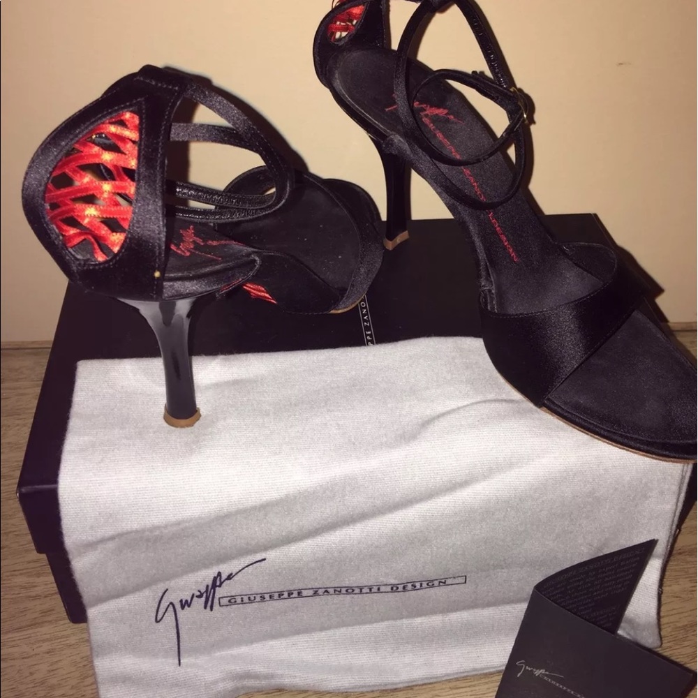 Zanotti blk satin heel w/ red lace up sz9/39