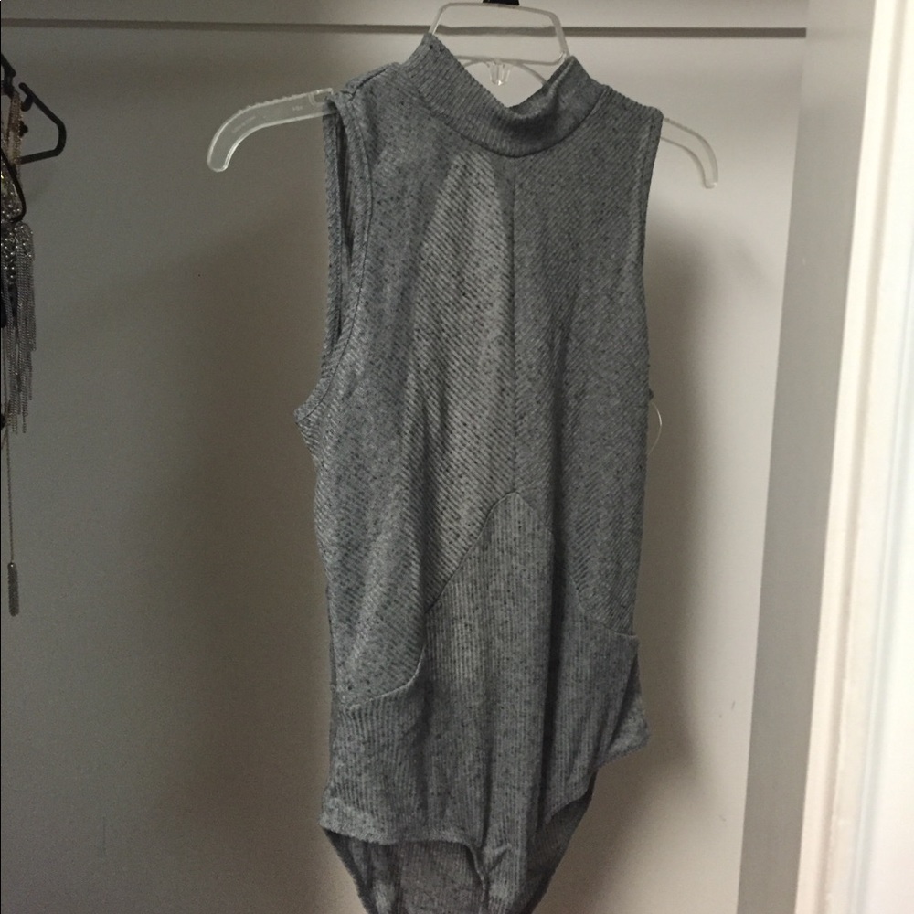 One piece romper grey!