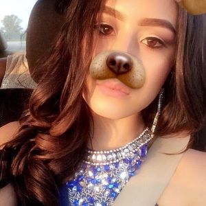 Meet your Posher, Kenia