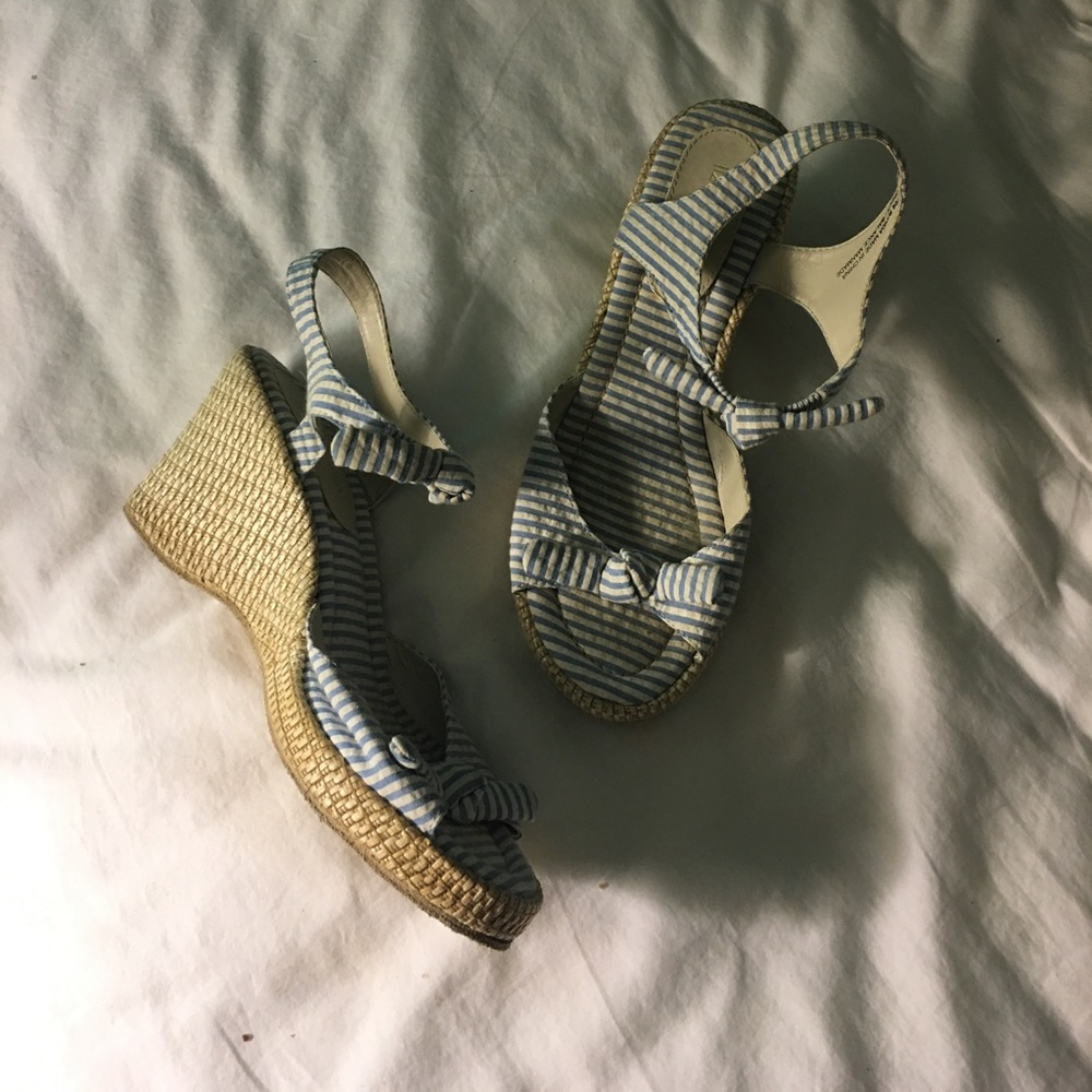 Liz clairborne striped wedges sandals beachy!