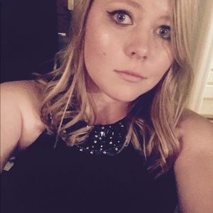 Meet your Posher, Rebecca