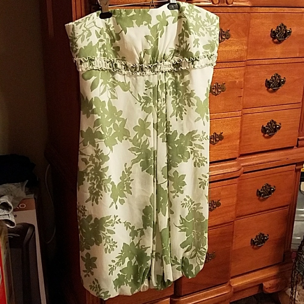 David's Bridal strapless dress