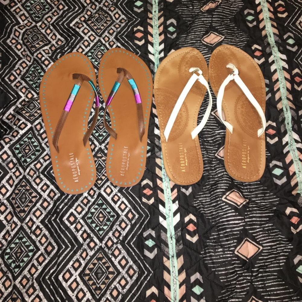 Aeropostale Flip Flops