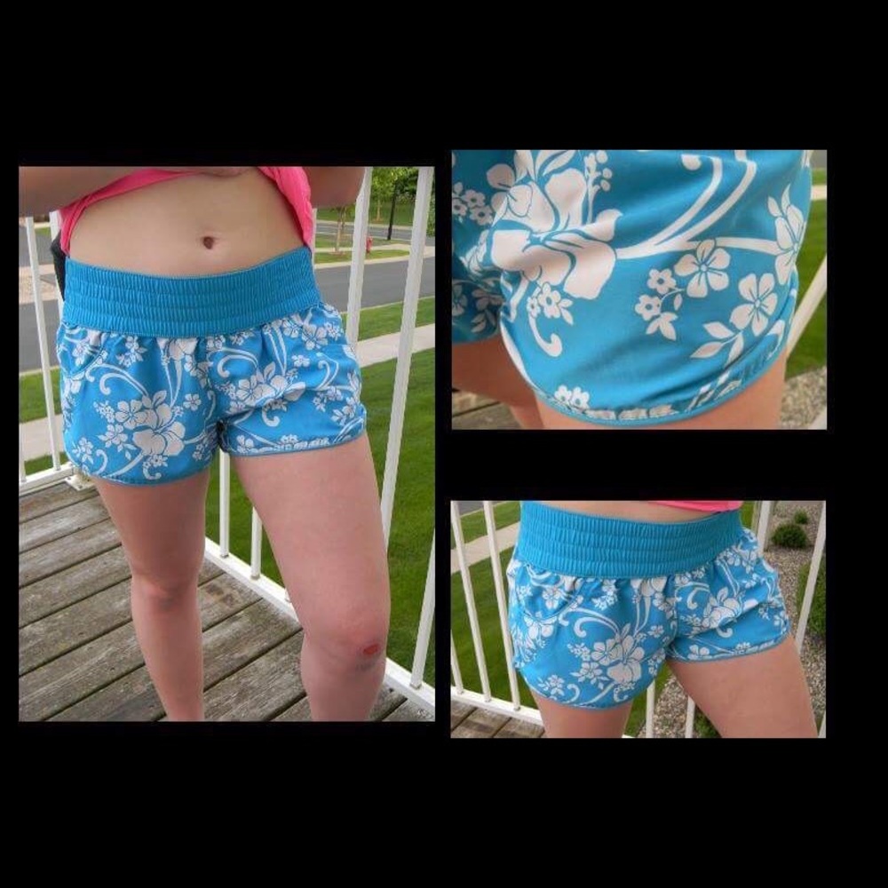 Medium Polyester So brand shorts.