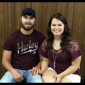 Meet your Posher, Elise