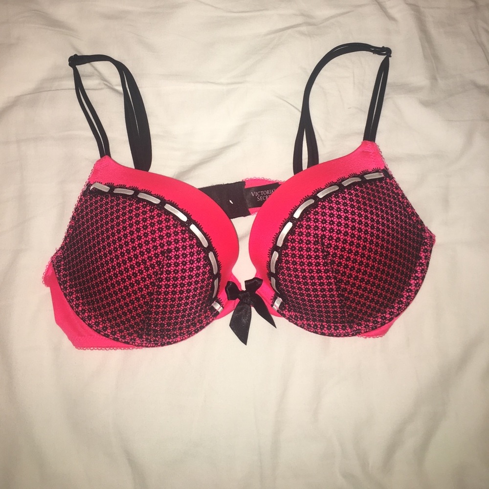 VS hot pink and black push up