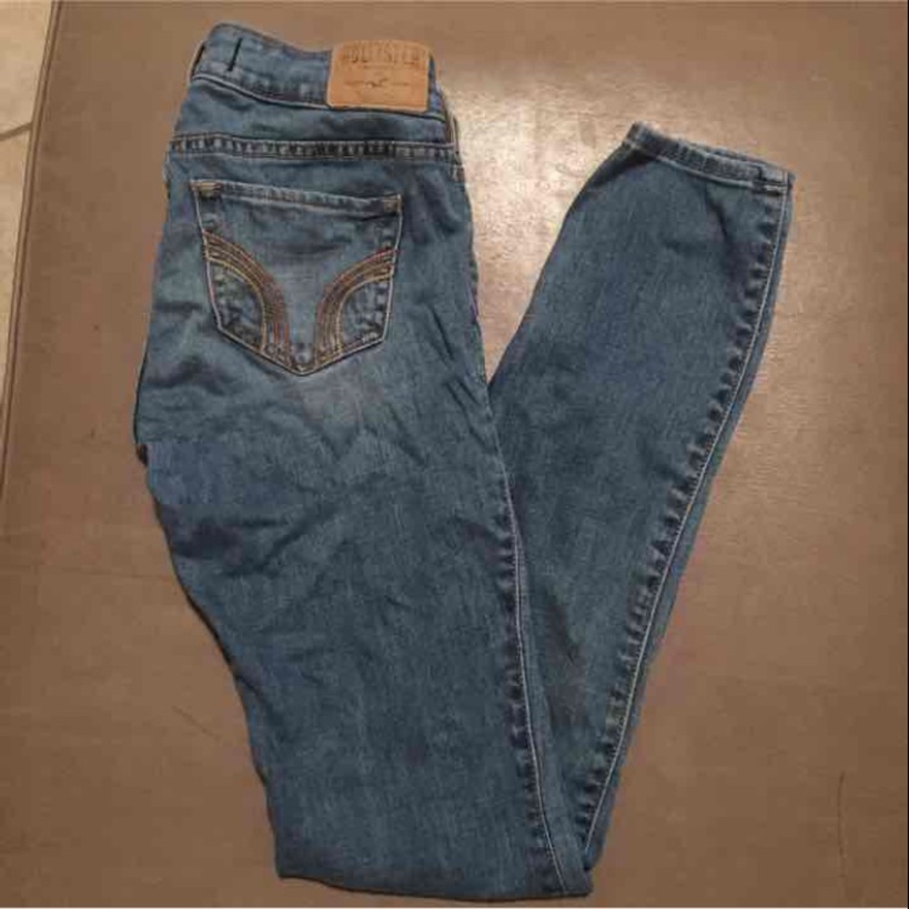 Hollister jeans