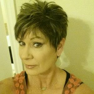 Meet your Posher, Alice