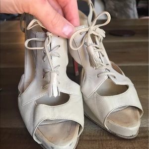 Christian Louboutin lace up sling back heel sz40.5
