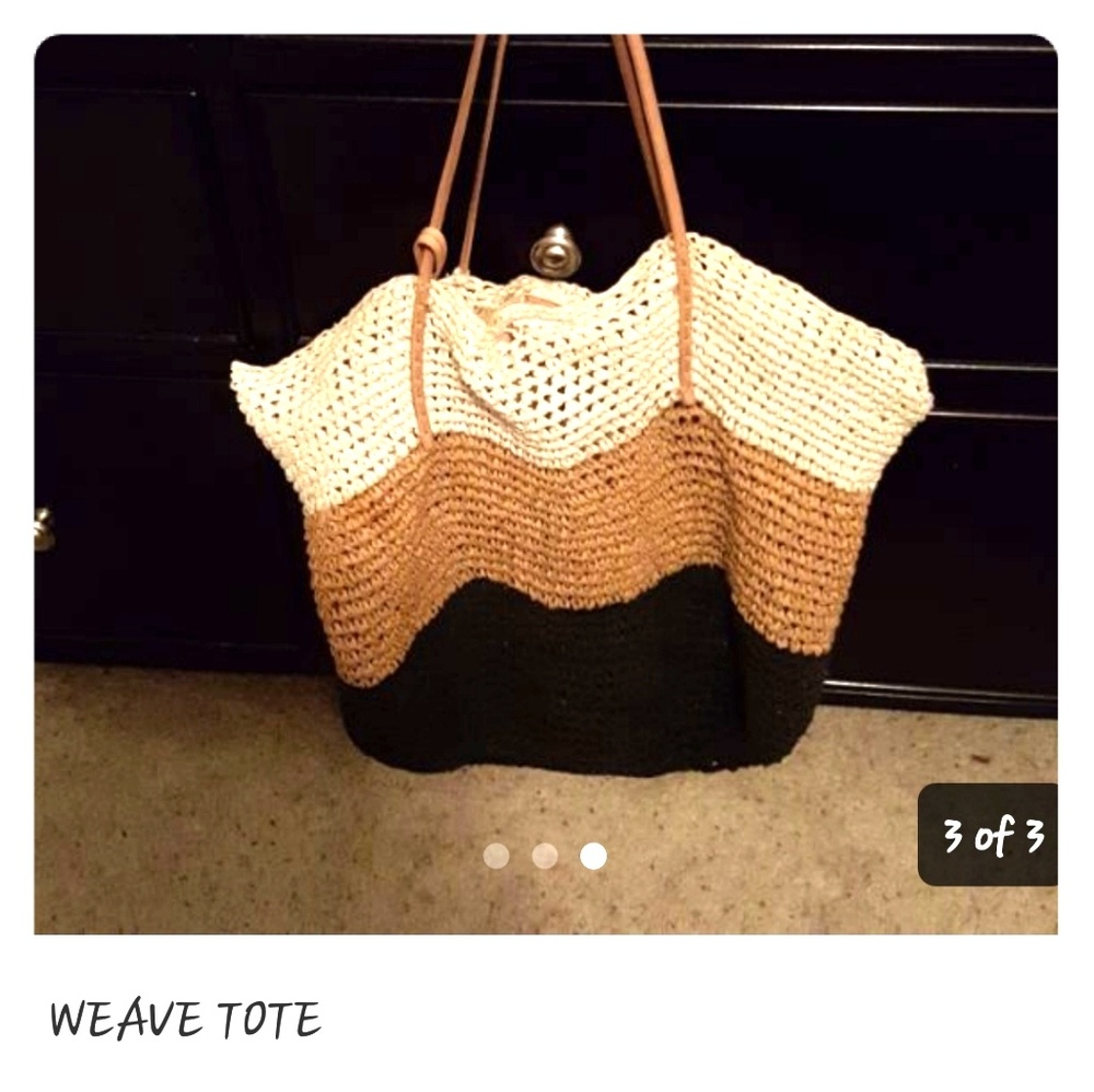 BANANA REPUBLIC WEAVE TOTE BAG