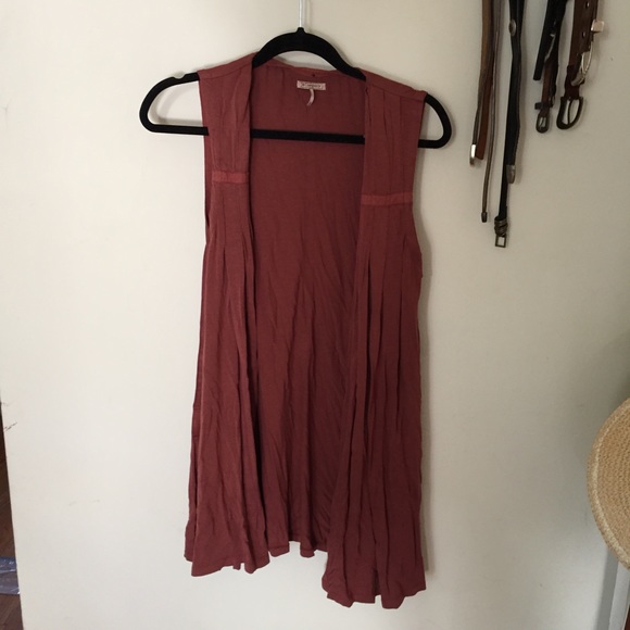 Rust Colored Flowy Tunic Vest - Picture 2 of 3