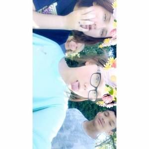 Meet your Posher, Hailey