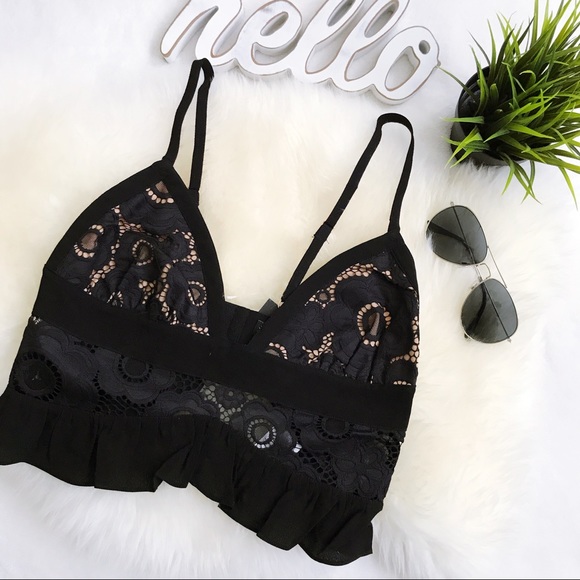 FOR LOVE & LEMONS Sonya Lace Crop top Black NWT - Picture 2 of 7